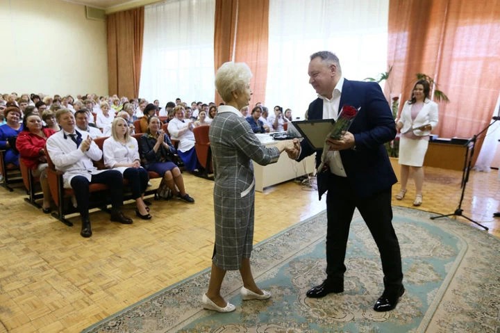 Сергиевопосадских врачей поздравили с Днем медицинского работника