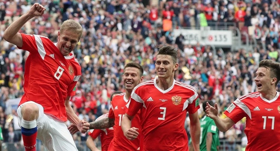 Победное начало сборной России по футболу