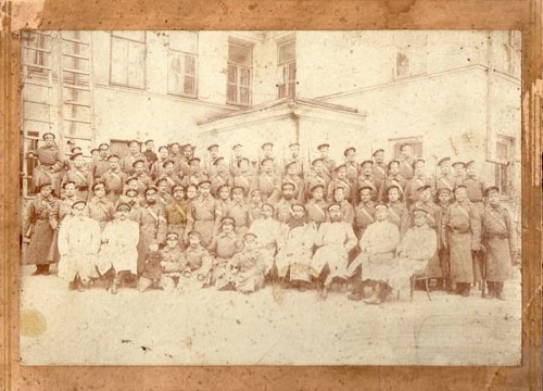 Краеведение: Бородатые солдаты и «Синяя птица»