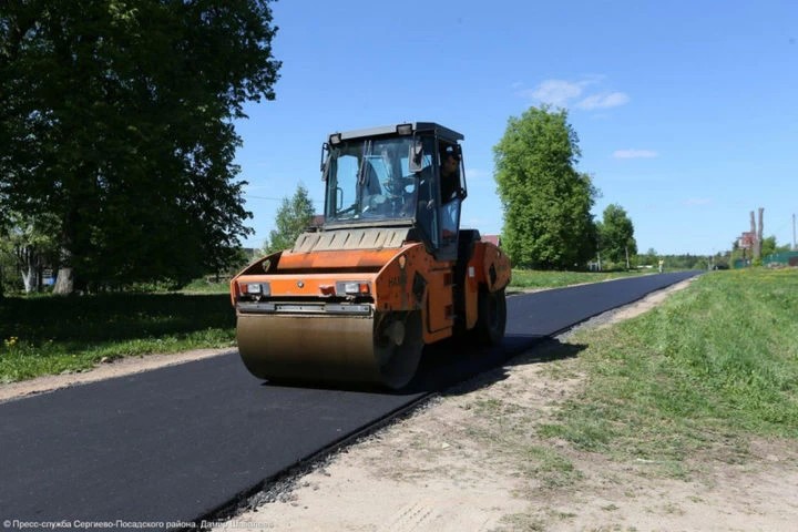 Первый асфальт в деревне