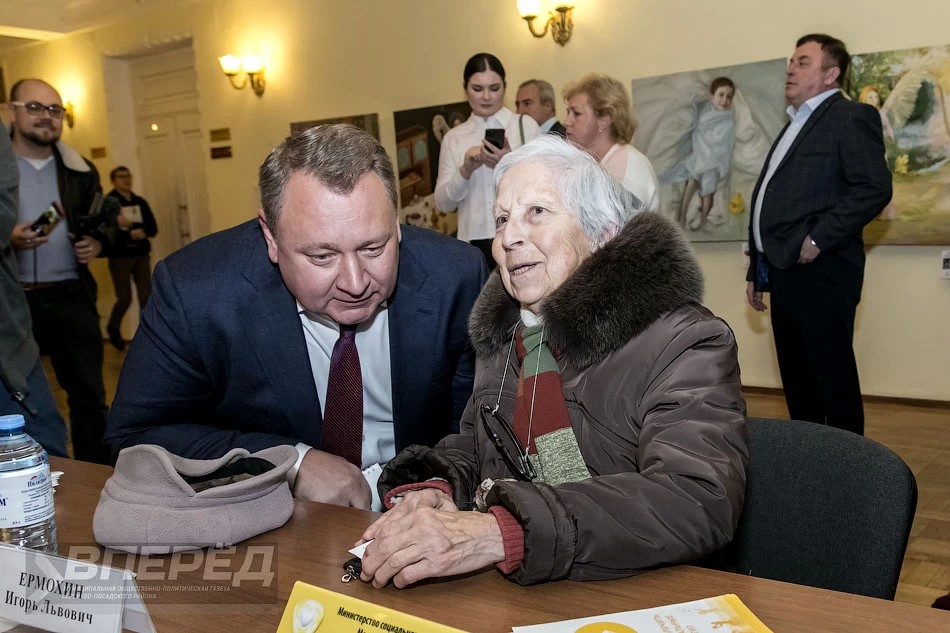 В ДК им. Гагарина состоялся «Открытый диалог с властью»