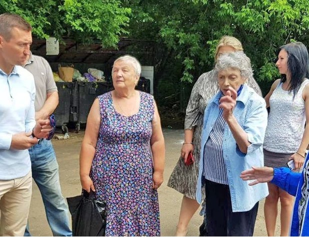 Мусор на Октябрьской взят на контроль