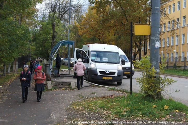 Остановку возле школы №14 демонтируют и перенесут