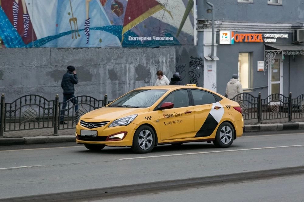 В Подмосковье ИП теперь могут получить разрешение на такси за 1 день