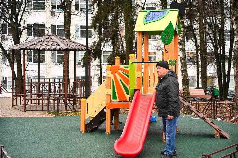 Ещё одна новая детская площадка установлена в Сергиевом Посаде
