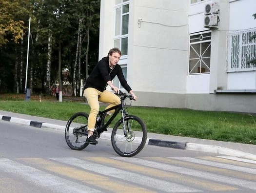 На двух колёсах на работу