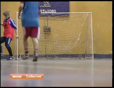 Посадские футболистки команды "Салют-Экостром" одержали победу над соперниками из Красногорска