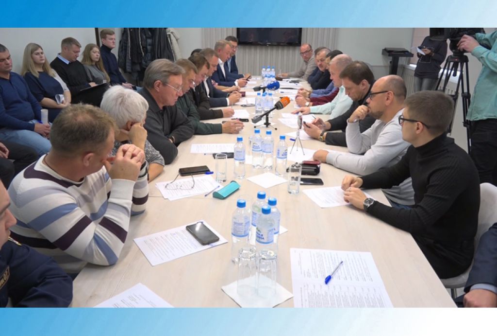 торжественное вручение паспорта в 14 лет в сергиевом посаде числа. тк тонус сергиев посад микрофон. телекомпания тонус сергиев посад. пахомов сергей сергиев посад. тонус сергиев посад новости.